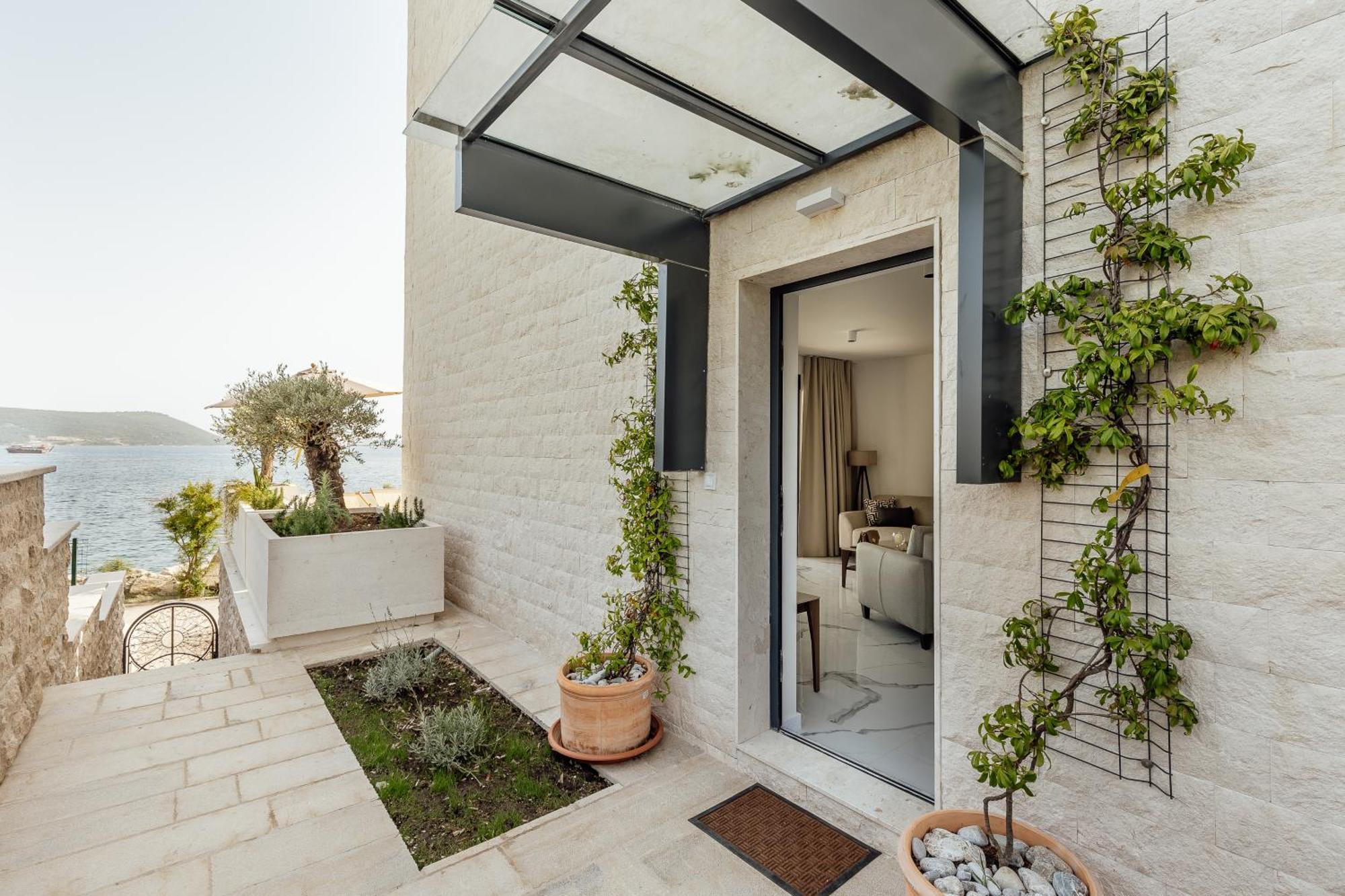 Savina Beachfront Oasis Herceg Novi Zewnętrze zdjęcie