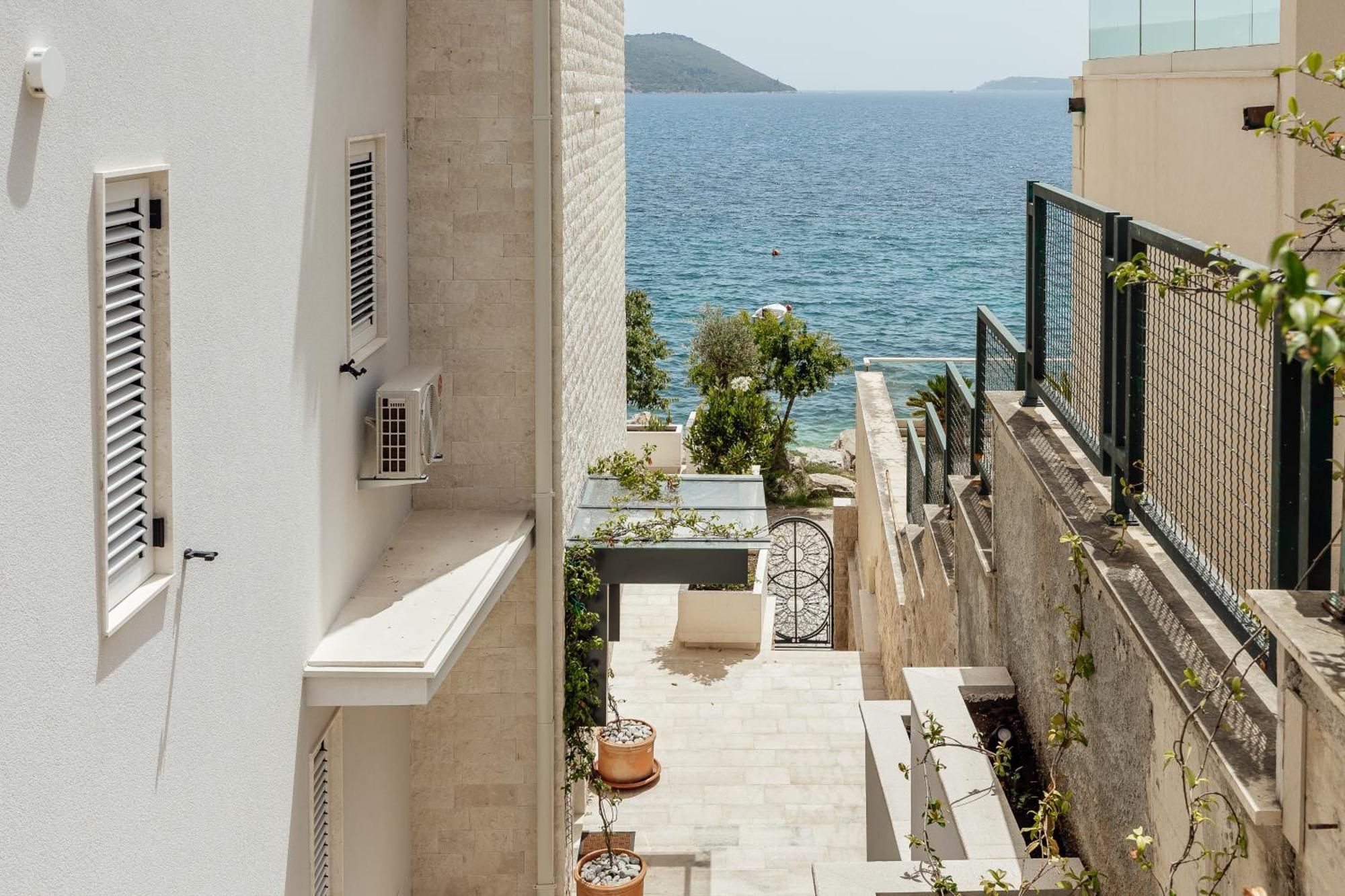 Savina Beachfront Oasis Herceg Novi Zewnętrze zdjęcie